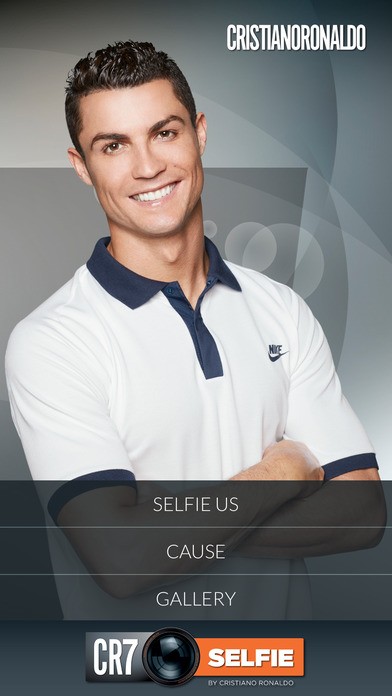 CR7Selfieͼ2