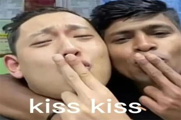 KISSKISSʲô?ʾͣ(ĳƵ)
